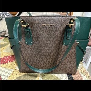 mk handbag used once excellent condition.  bought at macys